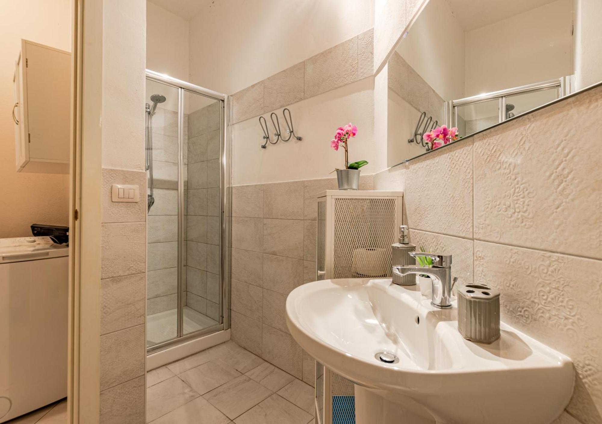 Melodia Di Mare, Teatro & Centro, Armonia E Relax Apartment Livorno Ngoại thất bức ảnh